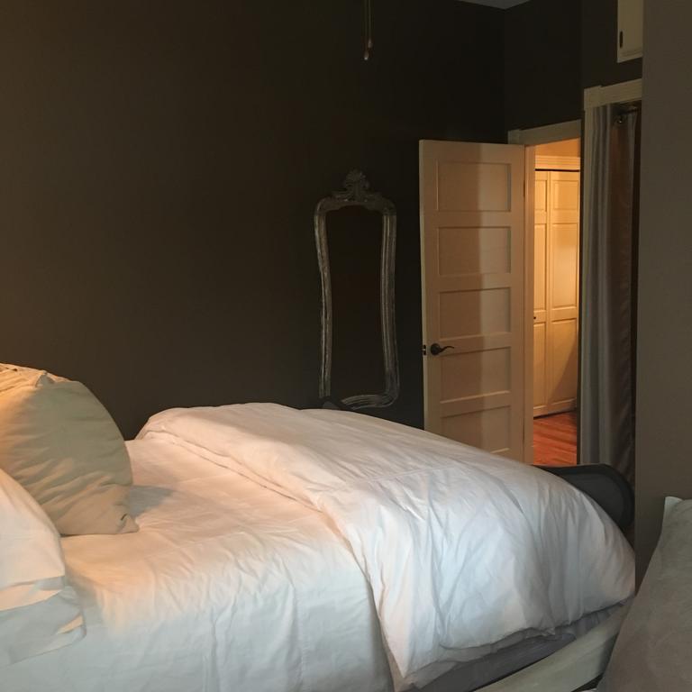 カラマズー Kara'S Kottages Bed & Breakfast エクステリア 写真