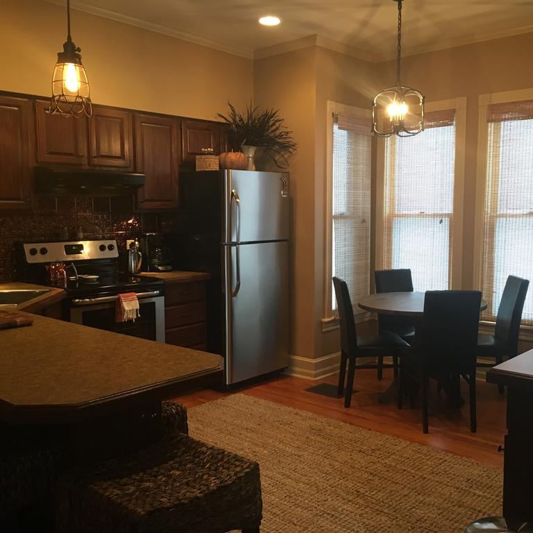 カラマズー Kara'S Kottages Bed & Breakfast エクステリア 写真